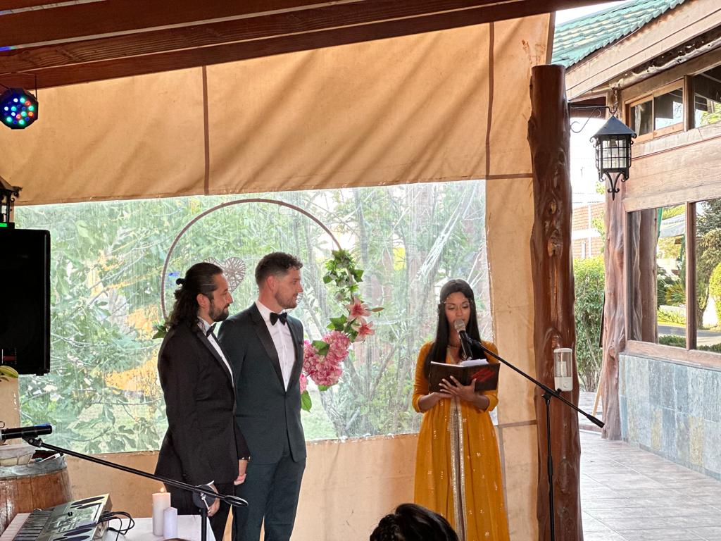 Ceremonias y Vestimentas qkak5215
